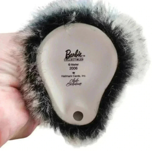 Barbie Stolen Magic Barbie Ornament  Hallmark Keepsake Ornament Club 2006 - Picture 6 of 6